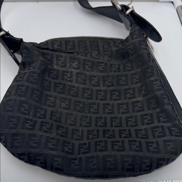 Fendi Oyster Black and Silver hardware small Shoulder Bag - Picture 5 of 16